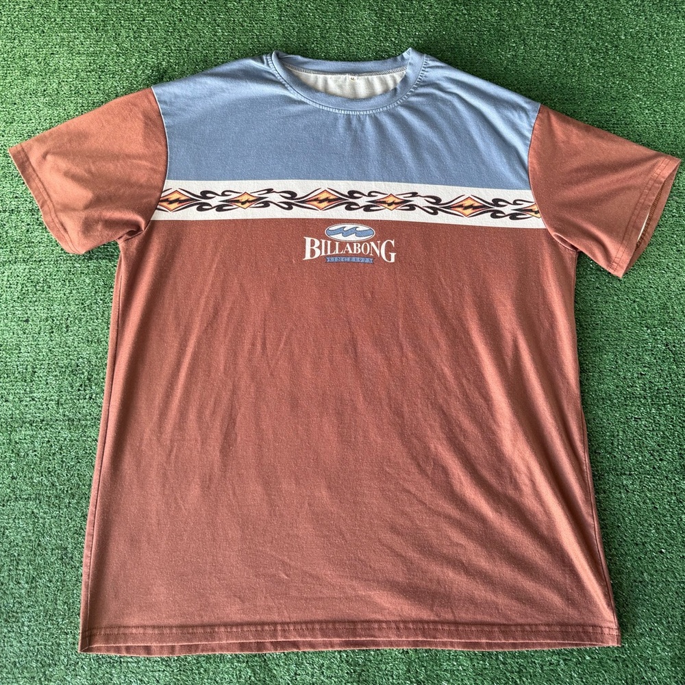 Y2K Billabong multicolored surf tee size medium runs bigger oversized fit.